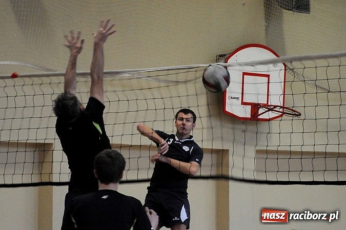 Zdjęcie w galerii na portalu naszraciborz.pl: RLPS: Szósta kolejka za nami wiadomości z regionu