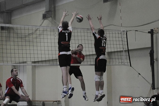 Zdjęcie w galerii na portalu naszraciborz.pl: RLPS: Szósta kolejka za nami wiadomości z regionu