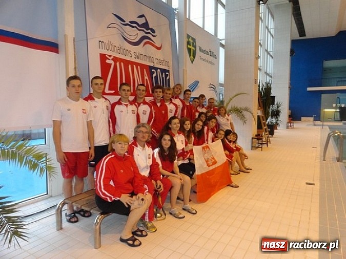 Zdjęcie w galerii na portalu naszraciborz.pl: Pływanie: Nasi zawodnicy z medalami wiadomości z regionu