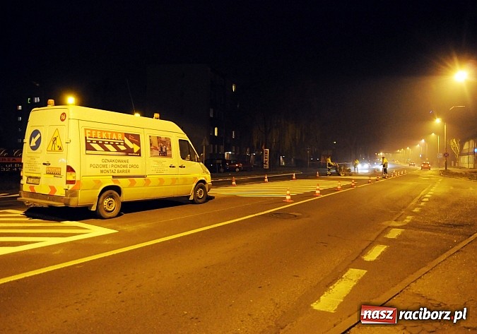 Zdjęcie w galerii na portalu naszraciborz.pl: Ruszyły prace na Bosackiej. Będzie tylko po jednym pasie ruchu w każdą stronę. Starosta zdradził, kto stoi za zmianami! wiadomości z regionu