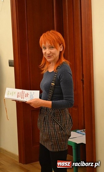 Zdjęcie w galerii na portalu naszraciborz.pl: Łężczok w fotografii - wernisaż Wiesławy Hołyńskiej wiadomości z regionu