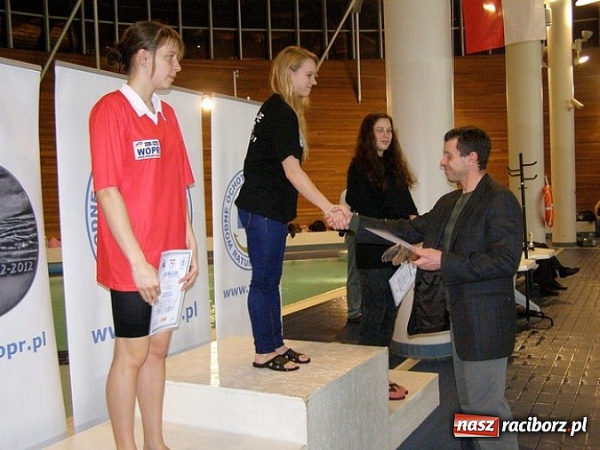 Zdjęcie w galerii na portalu naszraciborz.pl: Ratownictwo wodne: medalowa Karolina  wiadomości z regionu