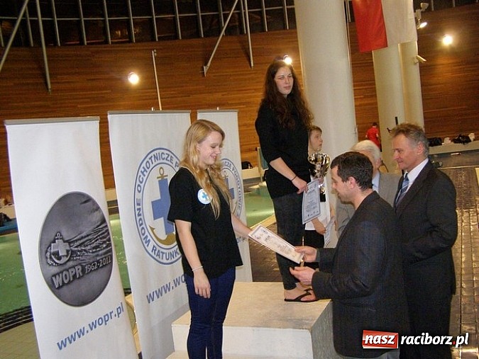 Zdjęcie w galerii na portalu naszraciborz.pl: Ratownictwo wodne: medalowa Karolina  wiadomości z regionu