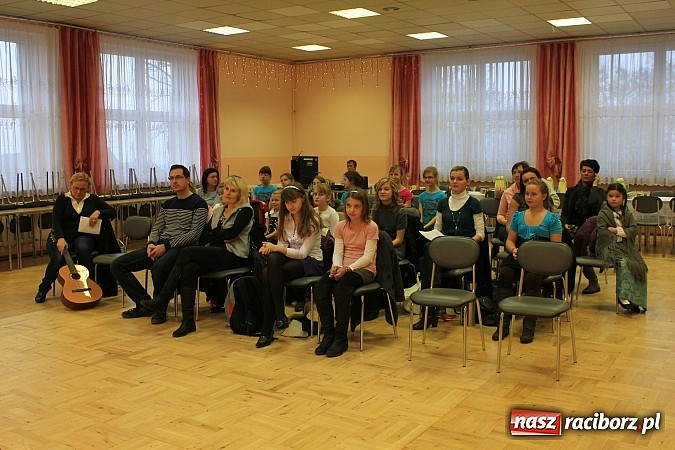 Zdjęcie w galerii na portalu naszraciborz.pl: Śpiewają po polsku i morawsku wiadomości z regionu