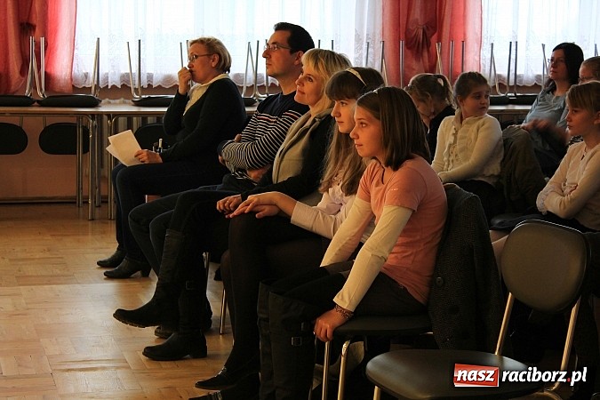 Zdjęcie w galerii na portalu naszraciborz.pl: Śpiewają po polsku i morawsku wiadomości z regionu