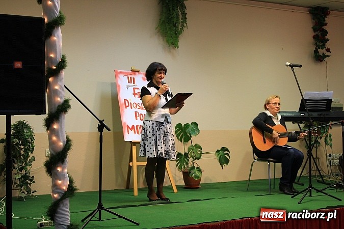 Zdjęcie w galerii na portalu naszraciborz.pl: Śpiewają po polsku i morawsku wiadomości z regionu