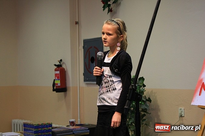 Zdjęcie w galerii na portalu naszraciborz.pl: Śpiewają po polsku i morawsku wiadomości z regionu