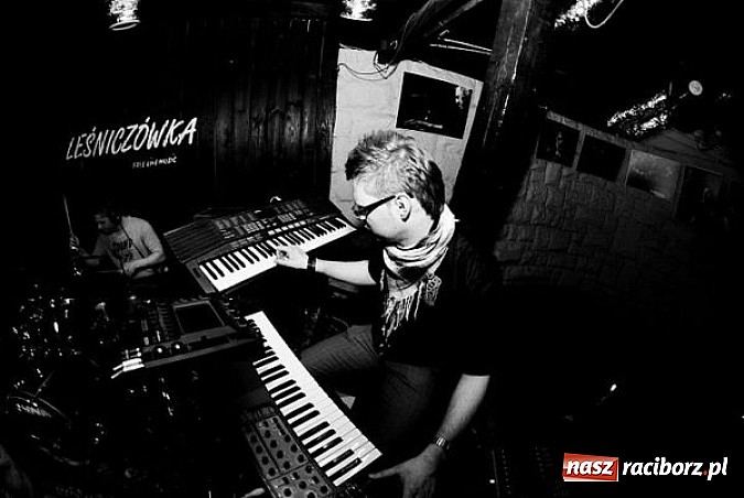 Zdjęcie w galerii na portalu naszraciborz.pl: Koncert Starvin`Marvin na Końcu Świata wiadomości z regionu