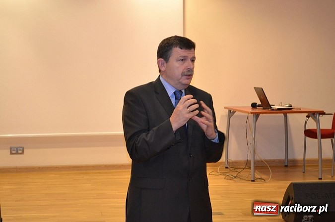 Zdjęcie w galerii na portalu naszraciborz.pl: Lekcja nt. działalności samorządu powiatowego wiadomości z regionu