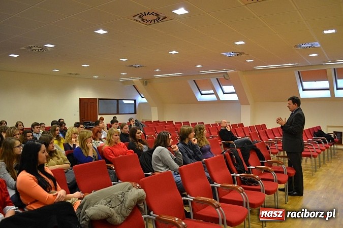 Zdjęcie w galerii na portalu naszraciborz.pl: Lekcja nt. działalności samorządu powiatowego wiadomości z regionu