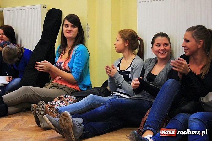 Zdjęcie w galerii na portalu naszraciborz.pl: Talent Show w Ekonomiku. Zwyciężył Przemek Kolowca wiadomości z regionu