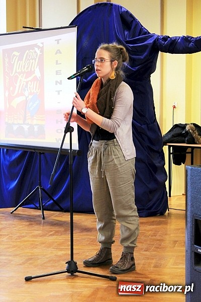 Zdjęcie w galerii na portalu naszraciborz.pl: Talent Show w Ekonomiku. Zwyciężył Przemek Kolowca wiadomości z regionu