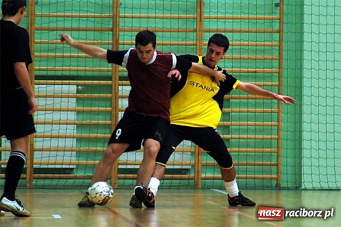 Zdjęcie w galerii na portalu naszraciborz.pl: Pierwsze punkty Feniksa wiadomości z regionu