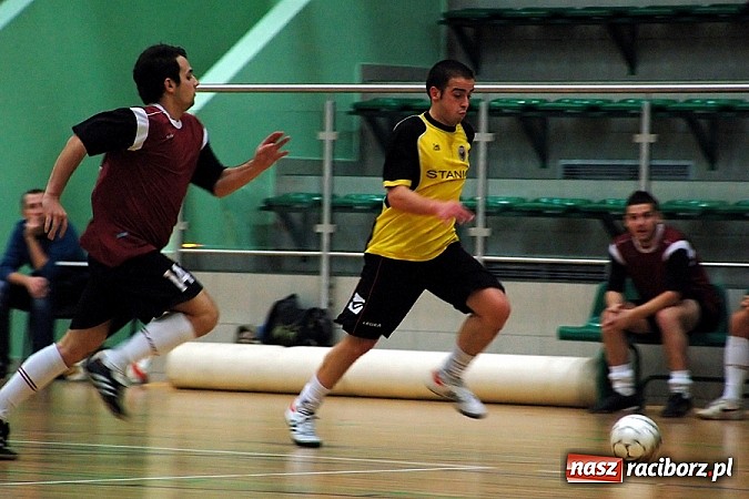 Zdjęcie w galerii na portalu naszraciborz.pl: Pierwsze punkty Feniksa wiadomości z regionu