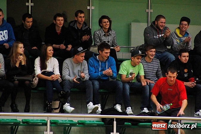 Zdjęcie w galerii na portalu naszraciborz.pl: Pierwsze punkty Feniksa wiadomości z regionu