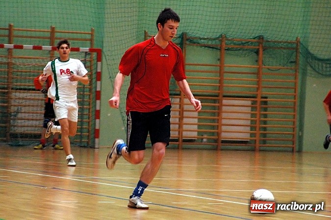 Zdjęcie w galerii na portalu naszraciborz.pl: Pierwsze punkty Feniksa wiadomości z regionu