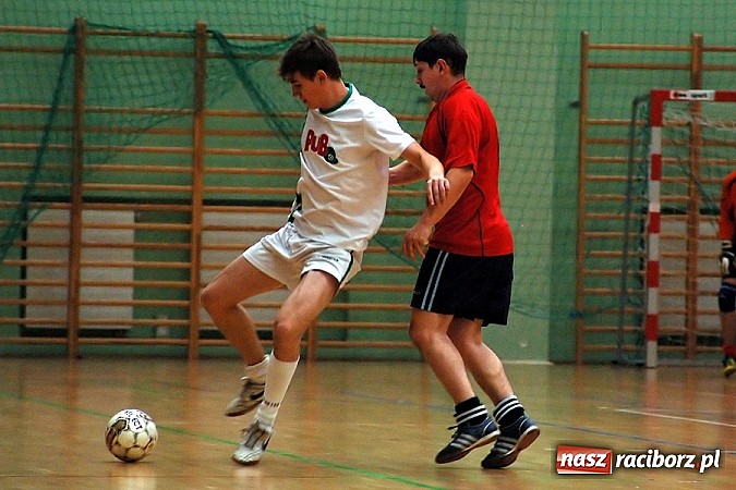 Zdjęcie w galerii na portalu naszraciborz.pl: Pierwsze punkty Feniksa wiadomości z regionu