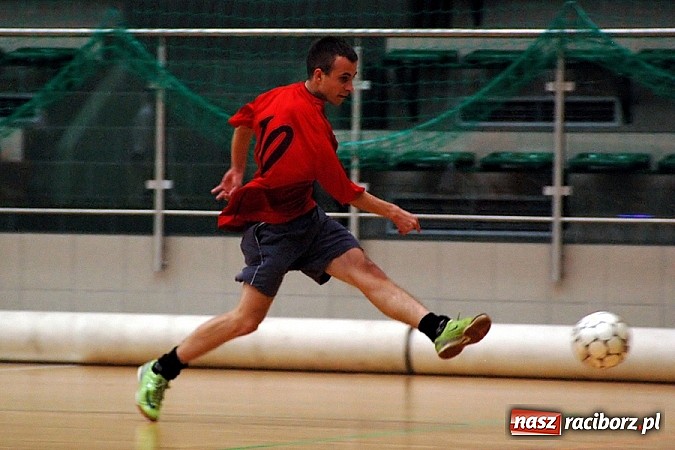 Zdjęcie w galerii na portalu naszraciborz.pl: Pierwsze punkty Feniksa wiadomości z regionu