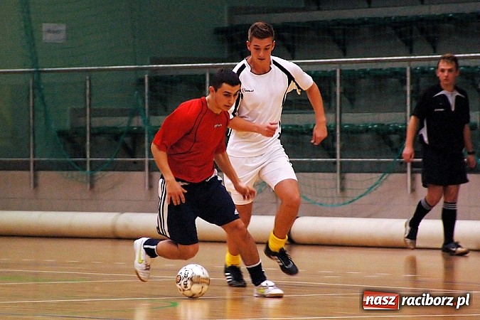 Zdjęcie w galerii na portalu naszraciborz.pl: Pierwsze punkty Feniksa wiadomości z regionu