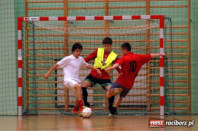 Zdjęcie w galerii na portalu naszraciborz.pl: Pierwsze punkty Feniksa wiadomości z regionu