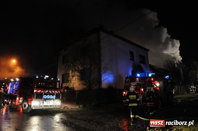 Zdjęcie w galerii na portalu naszraciborz.pl: Pożar gospodarstwa rolnego w Bolesławiu. 45 tys. zł strat. Uratowano mienie za 300 tys. zł wiadomości z regionu