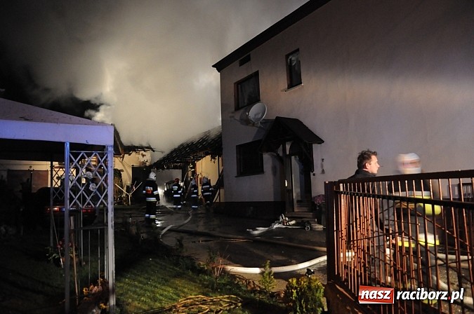 Zdjęcie w galerii na portalu naszraciborz.pl: Pożar gospodarstwa rolnego w Bolesławiu. 45 tys. zł strat. Uratowano mienie za 300 tys. zł wiadomości z regionu