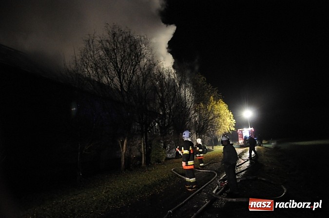 Zdjęcie w galerii na portalu naszraciborz.pl: Pożar gospodarstwa rolnego w Bolesławiu. 45 tys. zł strat. Uratowano mienie za 300 tys. zł wiadomości z regionu
