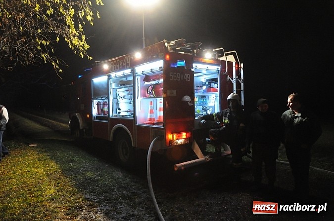 Zdjęcie w galerii na portalu naszraciborz.pl: Pożar gospodarstwa rolnego w Bolesławiu. 45 tys. zł strat. Uratowano mienie za 300 tys. zł wiadomości z regionu