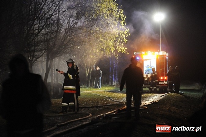 Zdjęcie w galerii na portalu naszraciborz.pl: Pożar gospodarstwa rolnego w Bolesławiu. 45 tys. zł strat. Uratowano mienie za 300 tys. zł wiadomości z regionu