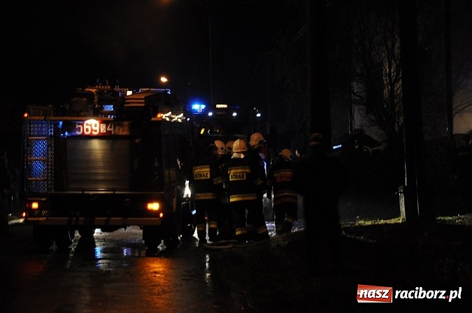 Zdjęcie w galerii na portalu naszraciborz.pl: Pożar gospodarstwa rolnego w Bolesławiu. 45 tys. zł strat. Uratowano mienie za 300 tys. zł wiadomości z regionu