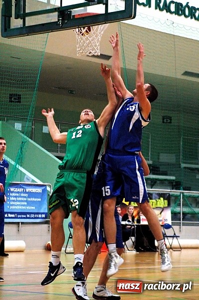 Zdjęcie w galerii na portalu naszraciborz.pl: Przeważyło doświadczenie faworyta meczu wiadomości z regionu