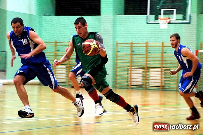 Zdjęcie w galerii na portalu naszraciborz.pl: Przeważyło doświadczenie faworyta meczu wiadomości z regionu