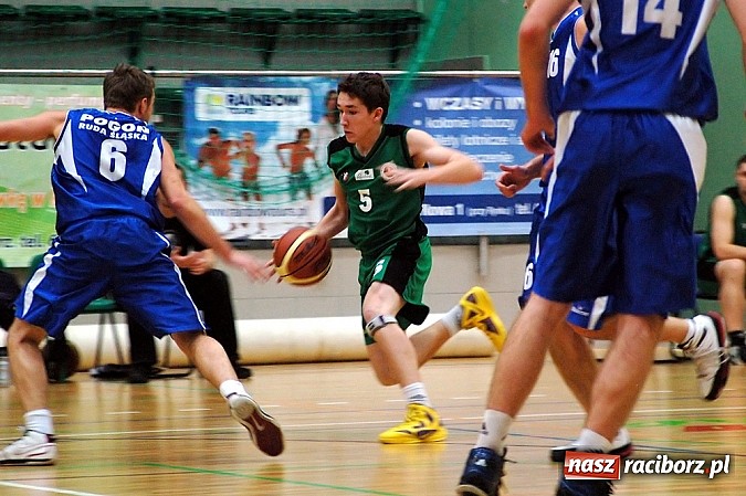 Zdjęcie w galerii na portalu naszraciborz.pl: Przeważyło doświadczenie faworyta meczu wiadomości z regionu