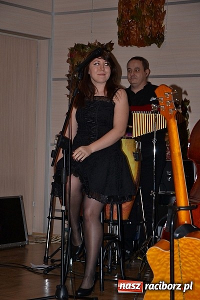 Zdjęcie w galerii na portalu naszraciborz.pl: Jesienny wieczór przy świecach wiadomości z regionu