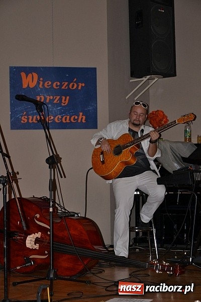 Zdjęcie w galerii na portalu naszraciborz.pl: Jesienny wieczór przy świecach wiadomości z regionu