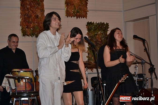 Zdjęcie w galerii na portalu naszraciborz.pl: Jesienny wieczór przy świecach wiadomości z regionu