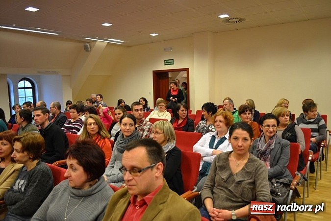 Zdjęcie w galerii na portalu naszraciborz.pl: I Zamkowe Spotkanie Odkrywców Tajemnic wiadomości z regionu