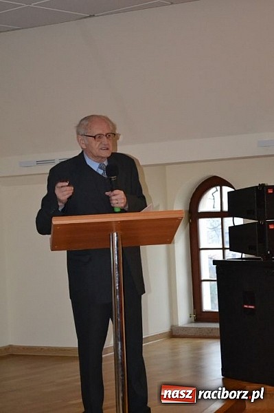 Zdjęcie w galerii na portalu naszraciborz.pl: I Zamkowe Spotkanie Odkrywców Tajemnic wiadomości z regionu