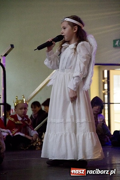 Zdjęcie w galerii na portalu naszraciborz.pl: W Pietrowicach Wielkich adwent rozpoczęto kiermaszem bożonarodzeniowym wiadomości z regionu