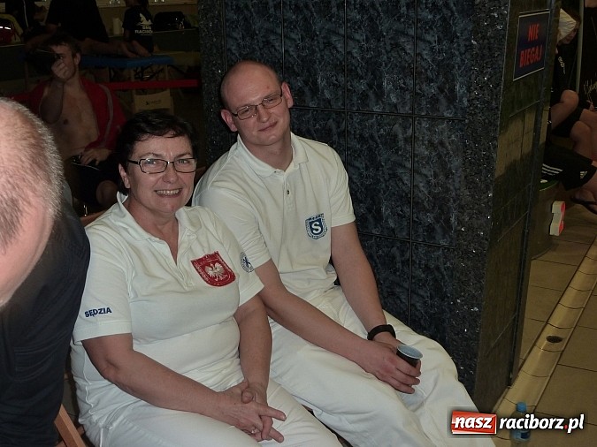 Zdjęcie w galerii na portalu naszraciborz.pl: Liga SMS: zawody na pływalni w Raciborzu na piątkę z plusem wiadomości z regionu