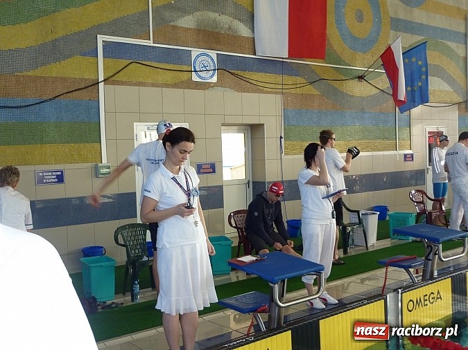 Zdjęcie w galerii na portalu naszraciborz.pl: Liga SMS: zawody na pływalni w Raciborzu na piątkę z plusem wiadomości z regionu