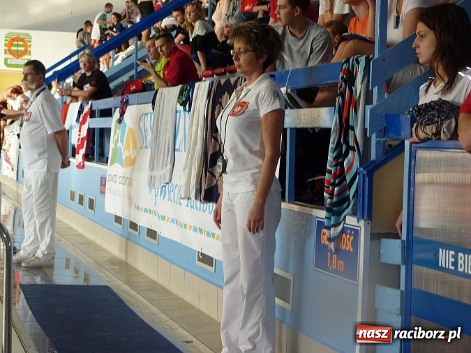 Zdjęcie w galerii na portalu naszraciborz.pl: Liga SMS: zawody na pływalni w Raciborzu na piątkę z plusem wiadomości z regionu