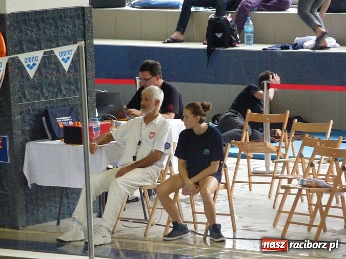 Zdjęcie w galerii na portalu naszraciborz.pl: Liga SMS: zawody na pływalni w Raciborzu na piątkę z plusem wiadomości z regionu