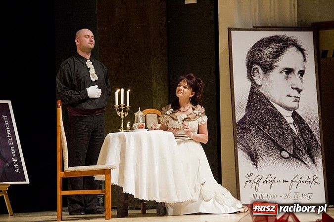 Zdjęcie w galerii na portalu naszraciborz.pl: Śpiewacze święto w Raciborskim Centrum Kultury z Josephem von Eichendorffem w tle wiadomości z regionu