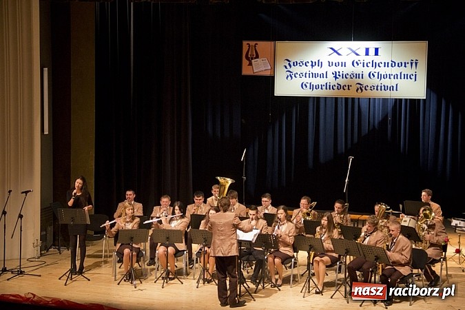 Zdjęcie w galerii na portalu naszraciborz.pl: Śpiewacze święto w Raciborskim Centrum Kultury z Josephem von Eichendorffem w tle wiadomości z regionu