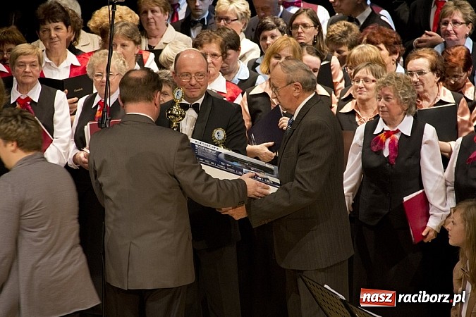 Zdjęcie w galerii na portalu naszraciborz.pl: Śpiewacze święto w Raciborskim Centrum Kultury z Josephem von Eichendorffem w tle wiadomości z regionu