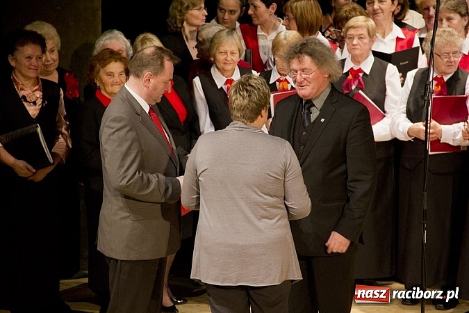 Zdjęcie w galerii na portalu naszraciborz.pl: Śpiewacze święto w Raciborskim Centrum Kultury z Josephem von Eichendorffem w tle wiadomości z regionu