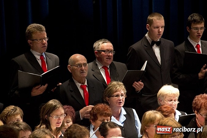 Zdjęcie w galerii na portalu naszraciborz.pl: Śpiewacze święto w Raciborskim Centrum Kultury z Josephem von Eichendorffem w tle wiadomości z regionu