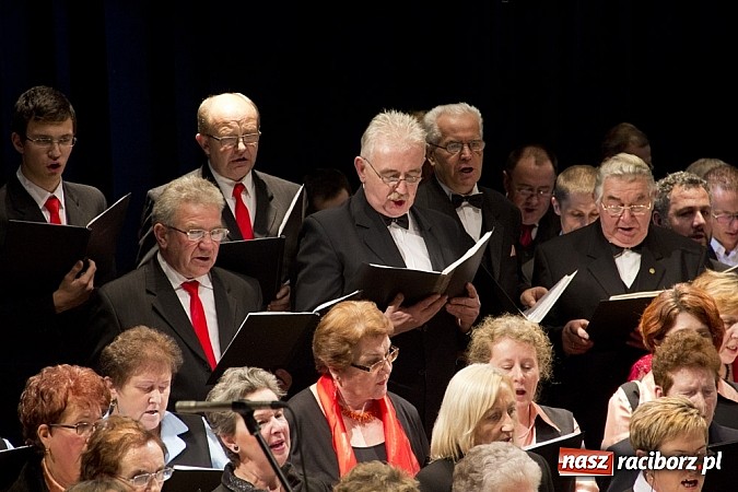 Zdjęcie w galerii na portalu naszraciborz.pl: Śpiewacze święto w Raciborskim Centrum Kultury z Josephem von Eichendorffem w tle wiadomości z regionu
