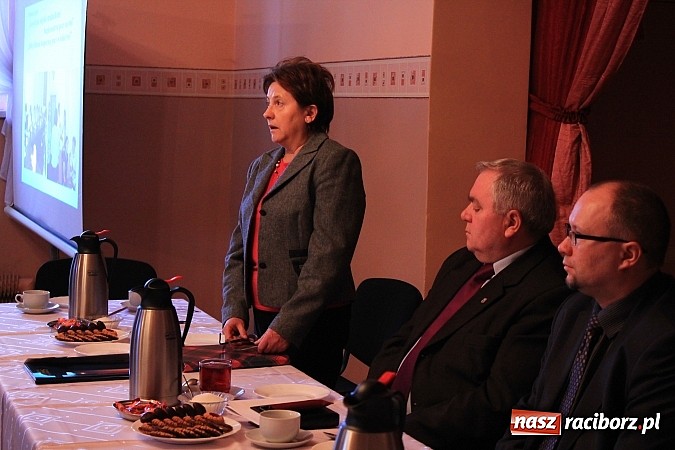 Zdjęcie w galerii na portalu naszraciborz.pl: Sołtys liderem, a gospodyni strażniczką wiadomości z regionu